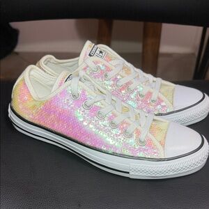 Converse Woman’s Iridescent Sequin Sneakers - Pink and White Sz 7 US New
